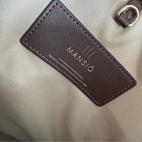 GORGEOUS La Mansio Italian Premium Leather bag - retails for $440, NWT and RARE! - Picture 5 of 12